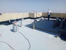 סיוד גג לאחר ביצוע איטום באמצעות יריעות ביטומניות - ביצוע של חברת "מבראשית איטום בניה ושיקום"